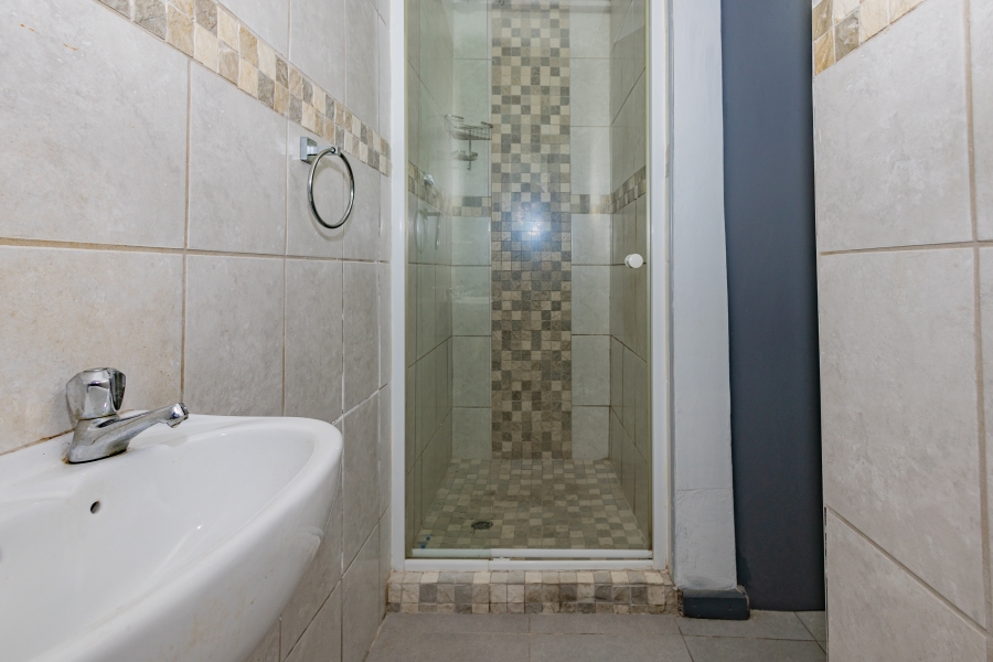 5 Bedroom Property for Sale in Vasco Estate Western Cape